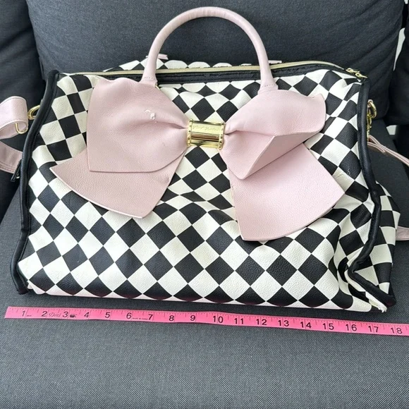 Betsey Johnson Weekender Bow Duffel Bag - Picture 11 of 14